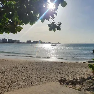  Apartment Sea Breezer Vacation Ocean Front En Condominio Playa Mar